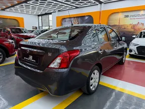 Nissan Sunny 2022