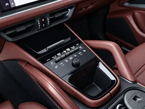 Porsche Cayenne 2024