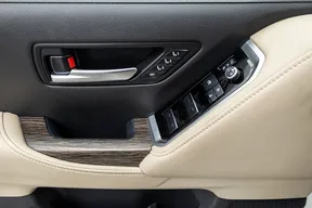 Toyota Land Cruiser 2023