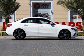 Mercedes-Benz A-Class 200 2020