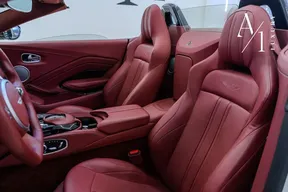 Aston Martin V8 Vantage 2022