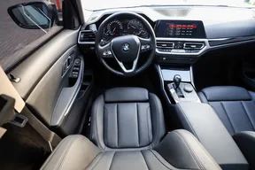 BMW 3 Series 320 2020