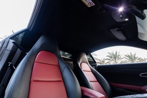 Porsche Cayman 718 2024