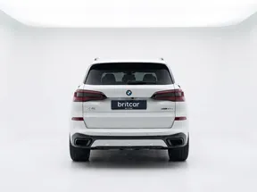 BMW X5 40 2023