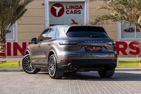 Porsche Cayenne 2023