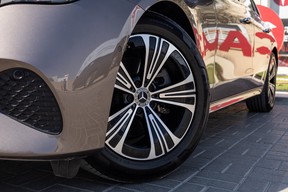 Mercedes-Benz E-Class 200 2024