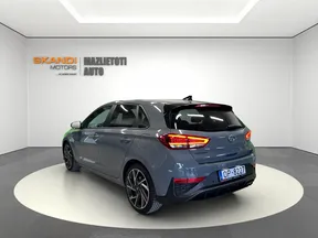 Hyundai i30 2022