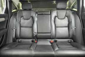 Volvo S90 2023