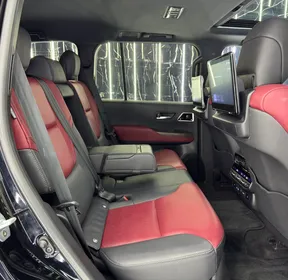 Toyota Land Cruiser 2024