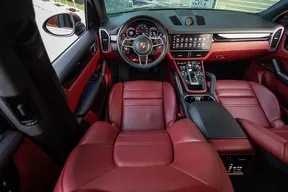 Porsche Cayenne 2023