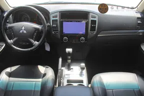 Mitsubishi Pajero / Shogun / Montero 2022