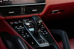 Porsche Cayenne 2023