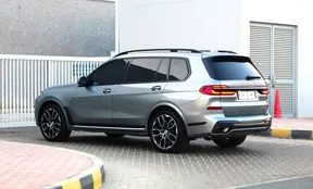 BMW X7 40 2023