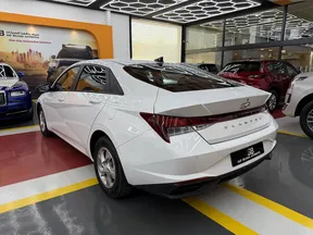 Hyundai Elantra / Avante 2023