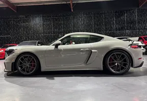 Porsche Cayman 718 GT4 2020