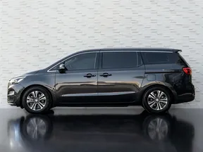 Kia Carnival / Sedona 2021