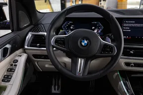 BMW X5 M60 2025