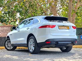 Jaguar F-Pace 2019