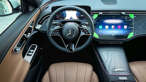 Mercedes-Benz E-Class 200 2025