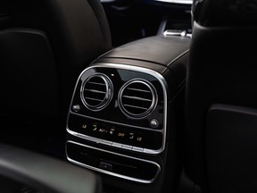 Mercedes-Benz S-Class 550 2015