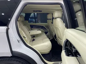 Land Rover Range Rover 2023