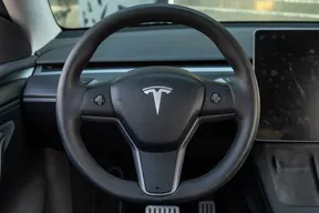 Tesla Model Y Performance 2023