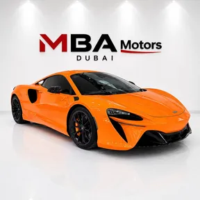 McLaren Artura 2023