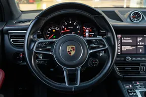Porsche Macan 2021