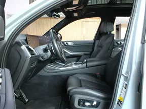BMW X7 M60 2024