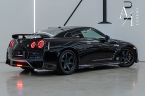 Nissan GT-R 2012