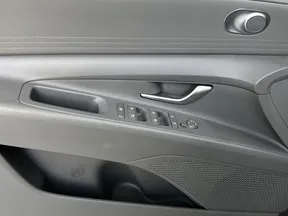 Hyundai Elantra / Avante 2023
