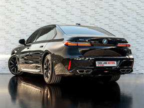 BMW 7 Series 760 2024