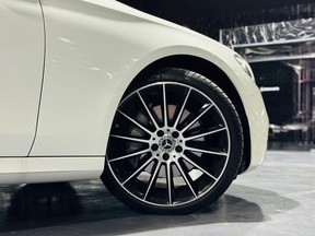 Mercedes-Benz E-Class 300 2023