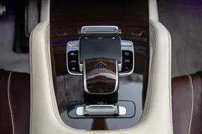 Mercedes-Benz Maybach GLS 600 2022