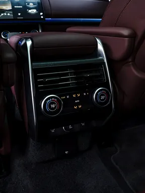Land Rover Range Rover 2023