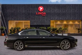 BMW 7 Series 735 2026