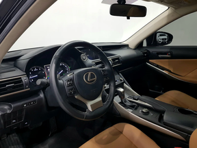 Lexus IS 300 2019