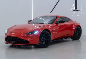 Aston Martin V8 Vantage 2022