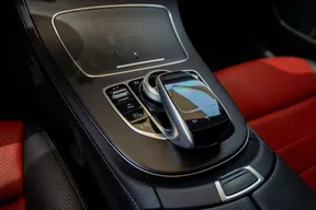 Mercedes-Benz E-Class 200 2019