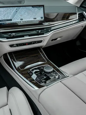 BMW X7 40 2025