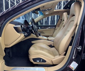 Porsche Panamera 4 Executive 2018