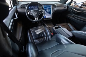 Tesla Model X 2017