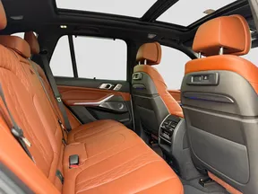 BMW X5 M50 2022