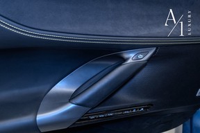 Ferrari SF90 Stradale 2021