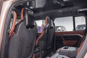 Land Rover Defender Octa 2026