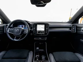Volvo XC40 2024