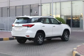 Toyota Fortuner 2022