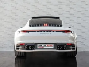 Porsche 911 Carrera 2024