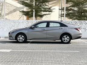 Hyundai Elantra / Avante 2023