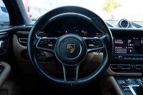 Porsche Macan 2021
